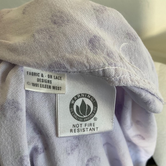 Eileen West Vtg 1991 Floral Long Sleeved Purple Lavender Cottagecore Nightgown - Picture 5 of 9